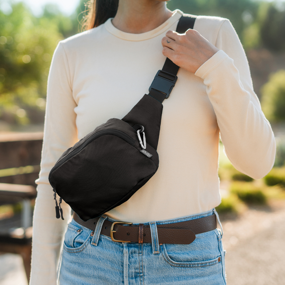 ChicoBag | Belt Bag rePETe + Refine
